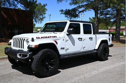 Bright White Clearcoat 2021 Jeep Gladiator Sport S