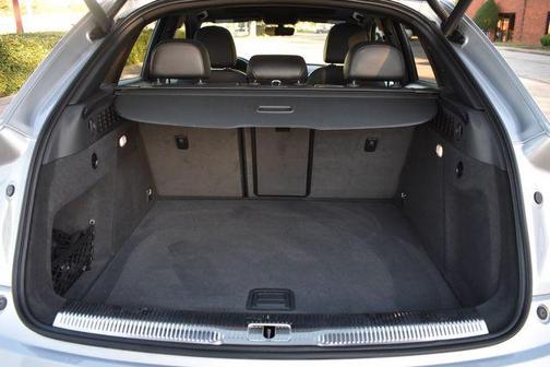 2018 Audi Q3 2.0T Premium Plus