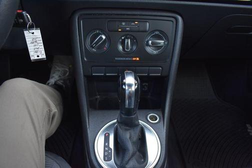 2013 Volkswagen Beetle 2.5L