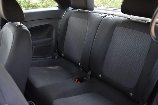 2013 Volkswagen Beetle 2.5L