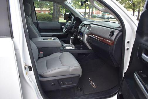 2017 Toyota Tundra Limited