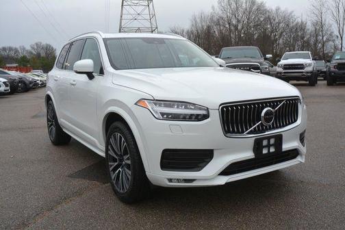 2021 Volvo XC90 T5 Momentum