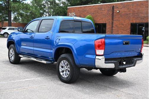Blazing Blue Pearl 2016 Toyota Tacoma SR5