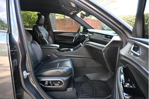 Baltic Gray Metallic Clearcoat 2021 Jeep Grand Cherokee L Overland
