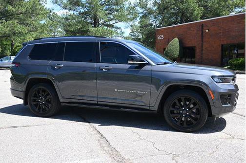 Baltic Gray Metallic Clearcoat 2021 Jeep Grand Cherokee L Overland