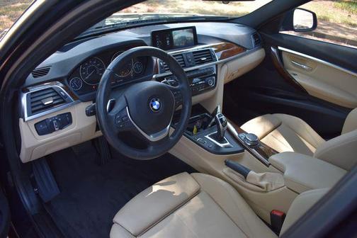 2017 BMW 330 330i