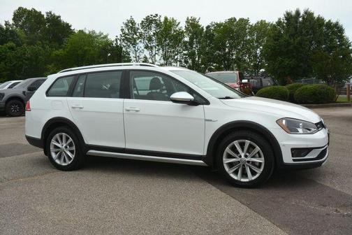 2017 Volkswagen Golf Alltrack TSI SEL