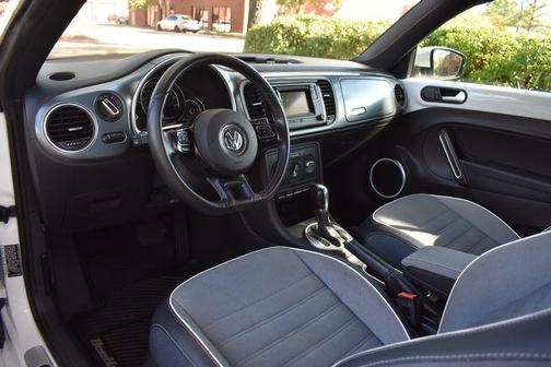 2016 Volkswagen Beetle 1.8T Denim