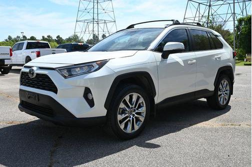 Blizzard Pearl 2021 Toyota RAV4 XLE Premium