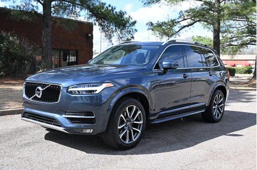 2019 Volvo XC90 T6 Momentum