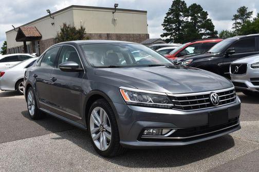 2017 Volkswagen Passat 1.8T SEL Premium