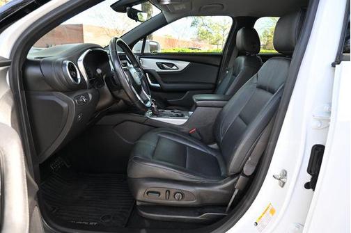 Summit White 2019 Chevrolet Blazer 3LT