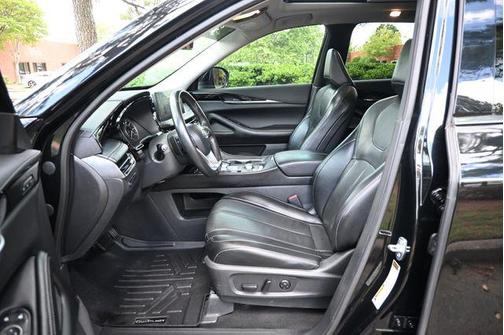 Mineral Black 2023 INFINITI QX60 Pure