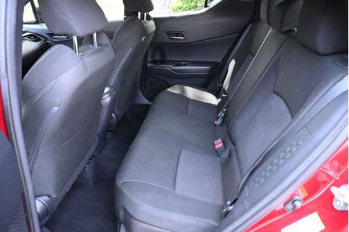 Ruby Flare Pearl w/Black Roof 2019 Toyota C-HR XLE