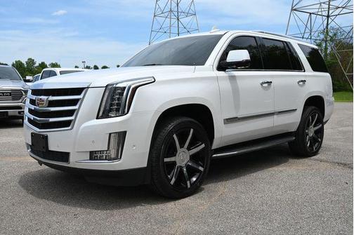Crystal White Tricoat 2017 Cadillac Escalade Luxury
