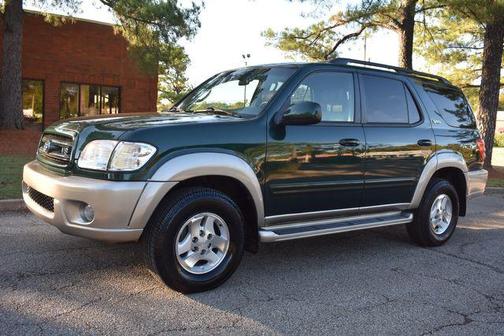 2004 Toyota Sequoia SR5
