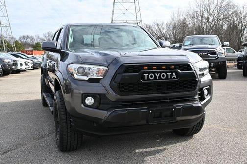 2016 Toyota Tacoma SR5