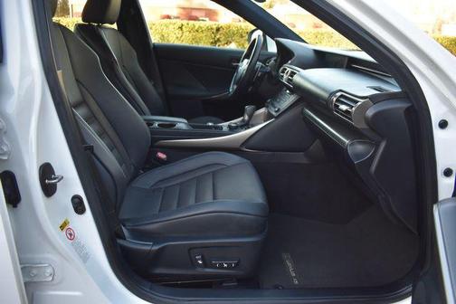 2016 Lexus IS 200t Base