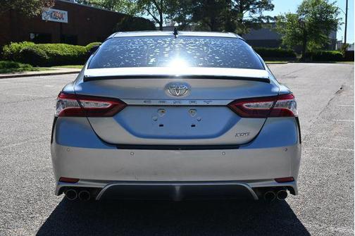 Celestial Silver/Midnight Black Metallic 2020 Toyota Camry XSE