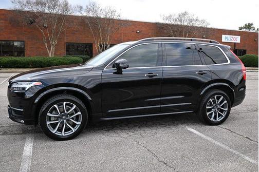 2019 Volvo XC90 T5 Momentum