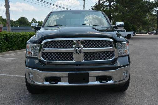 2018 RAM 1500 ST
