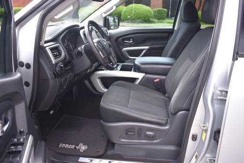 2018 Nissan Titan SV
