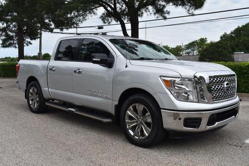 2018 Nissan Titan SV