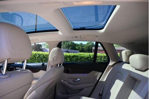 Gray 2020 Mercedes-Benz GLC 300 Base