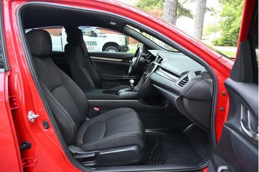 Red 2018 Honda Civic Sport