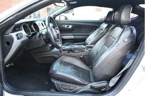 2020 Ford Mustang EcoBoost Premium