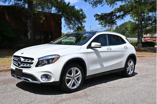 White 2018 Mercedes-Benz GLA 250 4MATIC