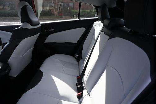 2019 Toyota Prius XLE