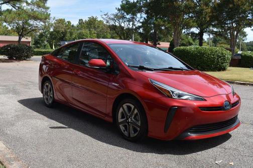 2019 Toyota Prius XLE