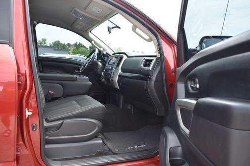2018 Nissan Titan SV