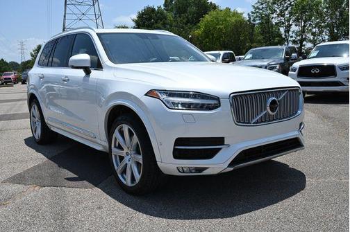 White 2018 Volvo XC90 T6 Inscription