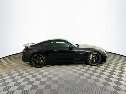 2025 Mercedes-Benz AMG GT 63 Base