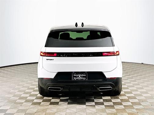 2025 Land Rover Range Rover Sport P360 SE