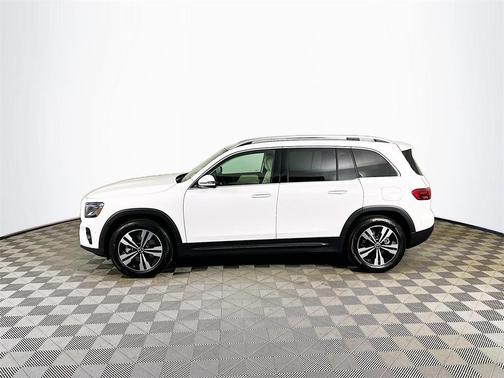 2026 Mercedes-Benz GLB 250 Base 4MATIC