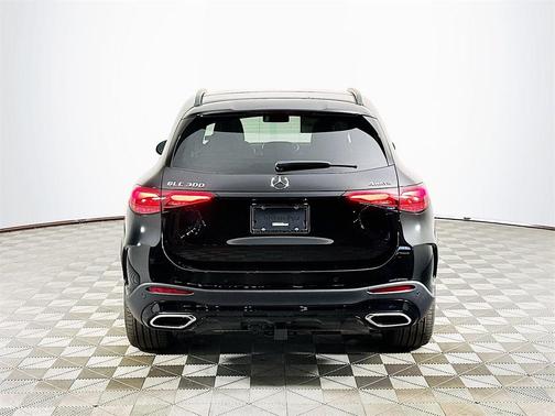 2026 Mercedes-Benz GLC 300 Base 4MATIC