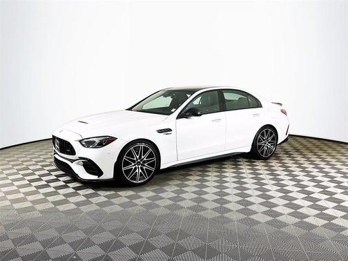 2024 Mercedes-Benz AMG C 63 S E Performance