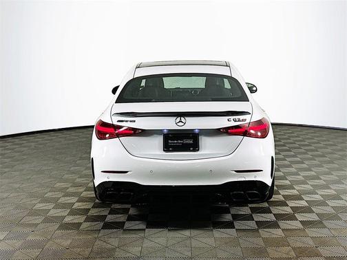 2024 Mercedes-Benz AMG C 63 S E Performance