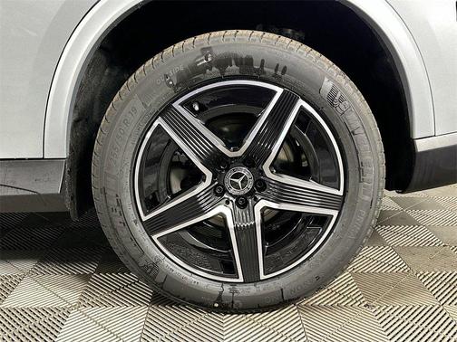 2025 Mercedes-Benz GLC 300 Base 4MATIC