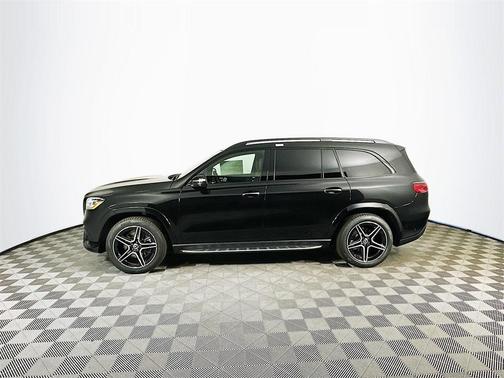 2026 Mercedes-Benz GLS 450 