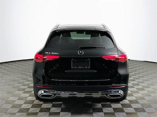 2025 Mercedes-Benz GLC 350e Base 4MATIC