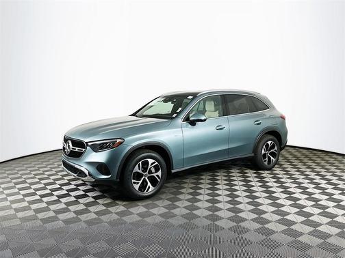 2025 Mercedes-Benz GLC 350e Base 4MATIC