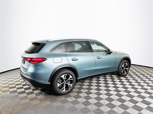 2025 Mercedes-Benz GLC 350e Base 4MATIC