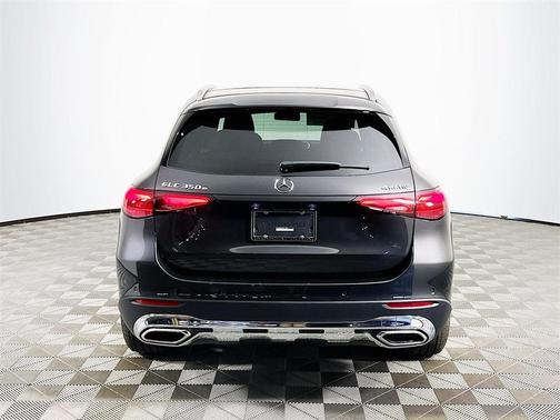 2025 Mercedes-Benz GLC 350e Base 4MATIC