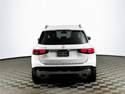 2023 Mercedes-Benz GLB 250 Base 4MATIC