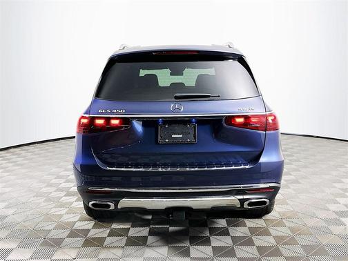 2025 Mercedes-Benz GLS 450 4MATIC