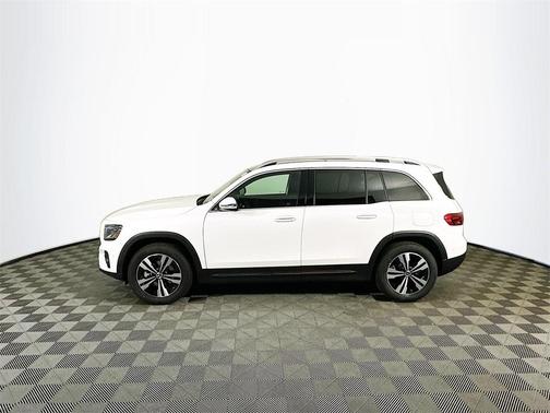 2026 Mercedes-Benz GLB 250 Base 4MATIC